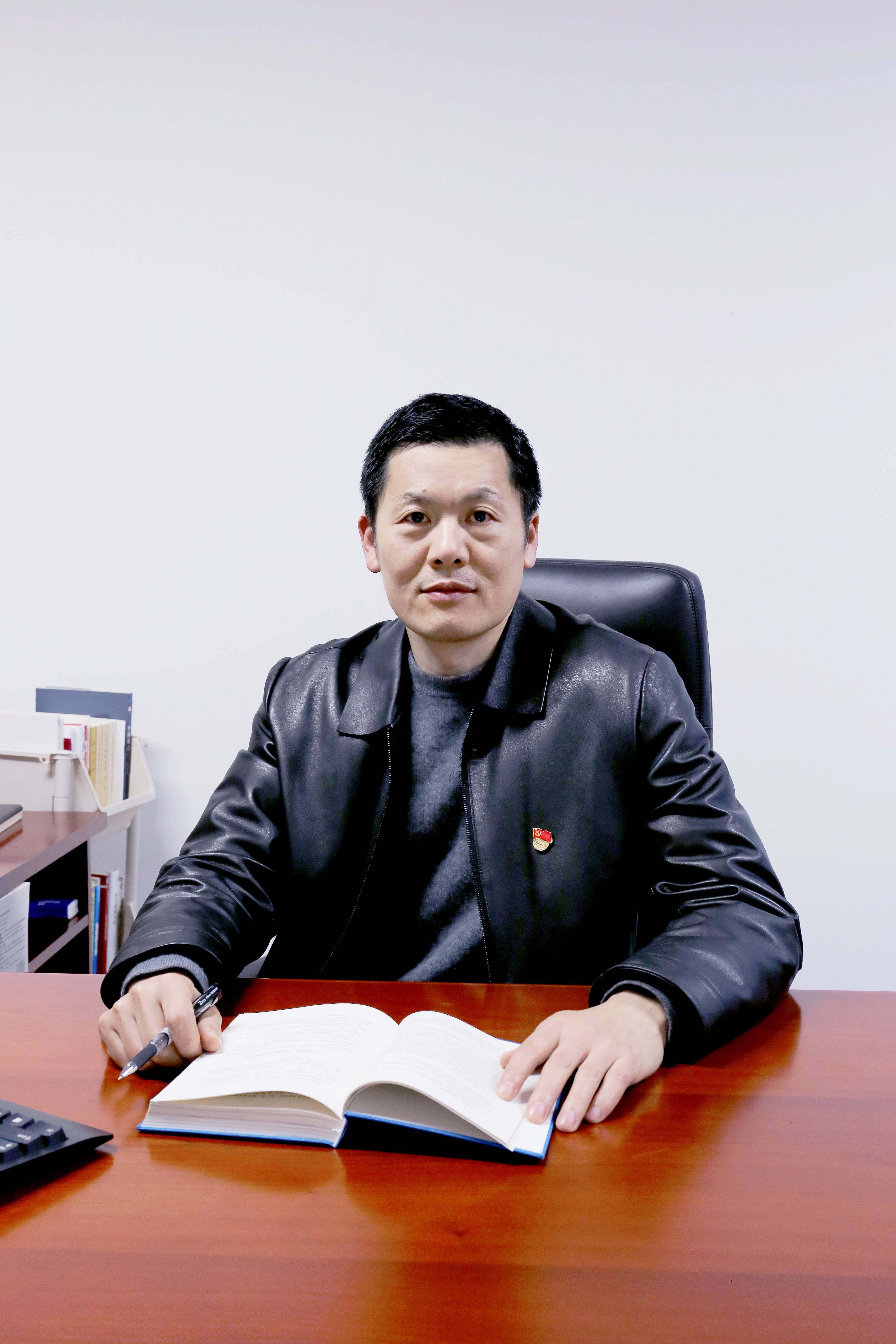 陈凯龙